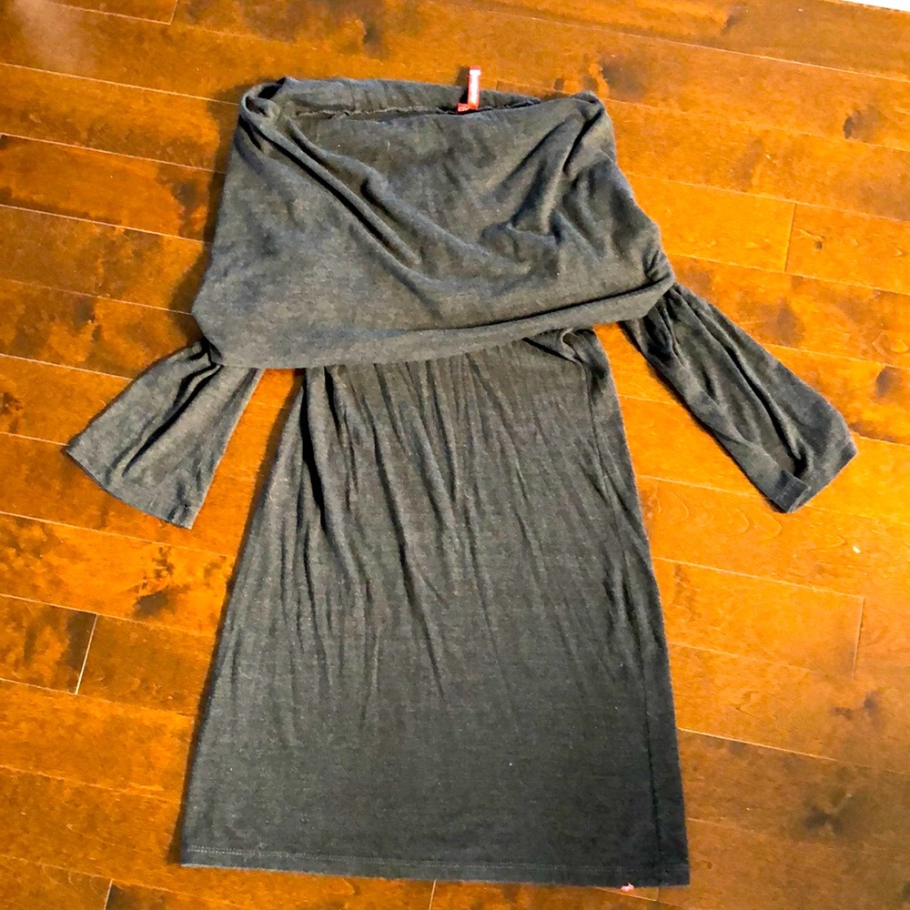 Long sweater with big neck